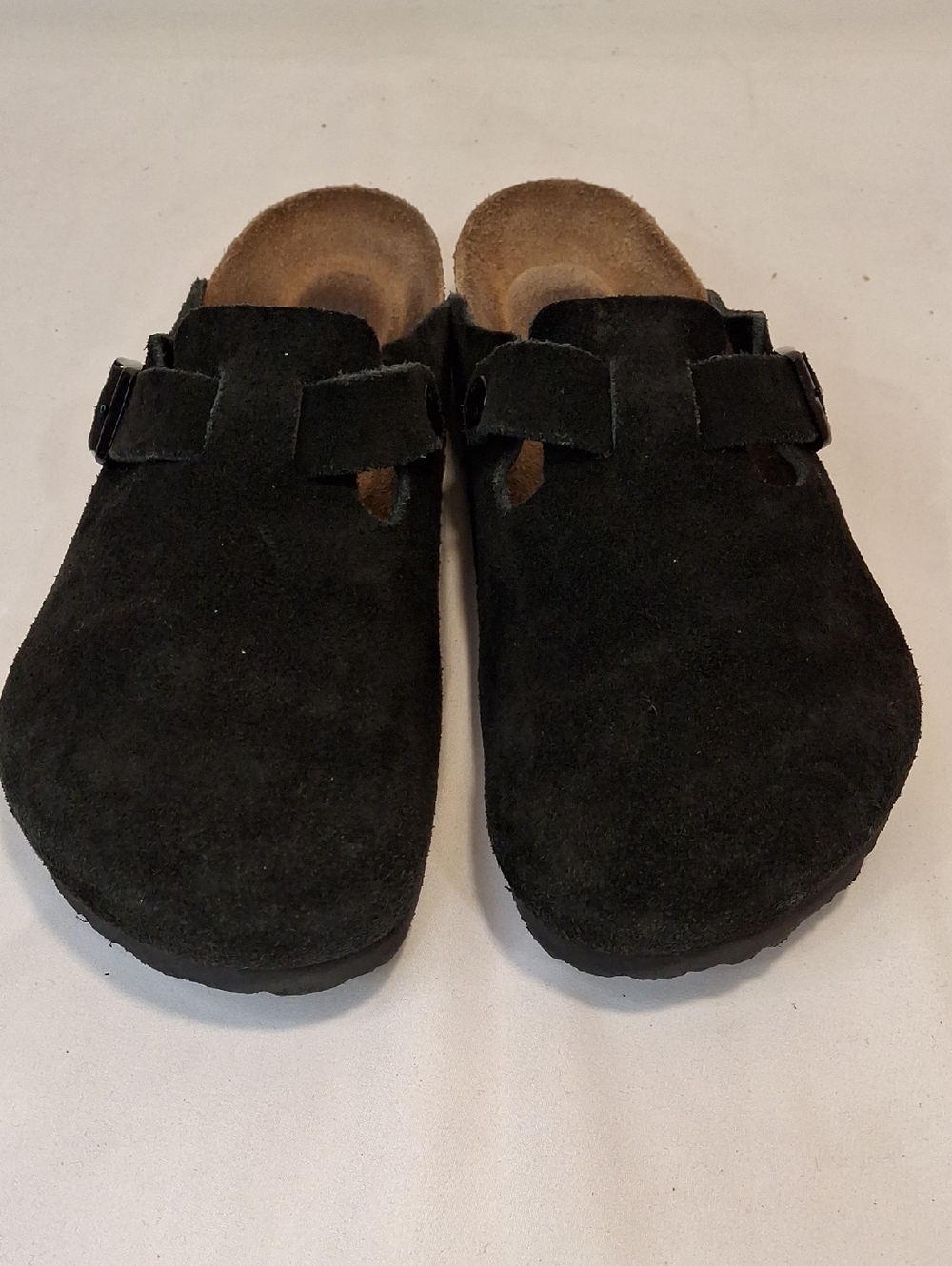 Birkenstock Women's Black Suede Clog Buckle Slip On Sandals. Lightly Worn.